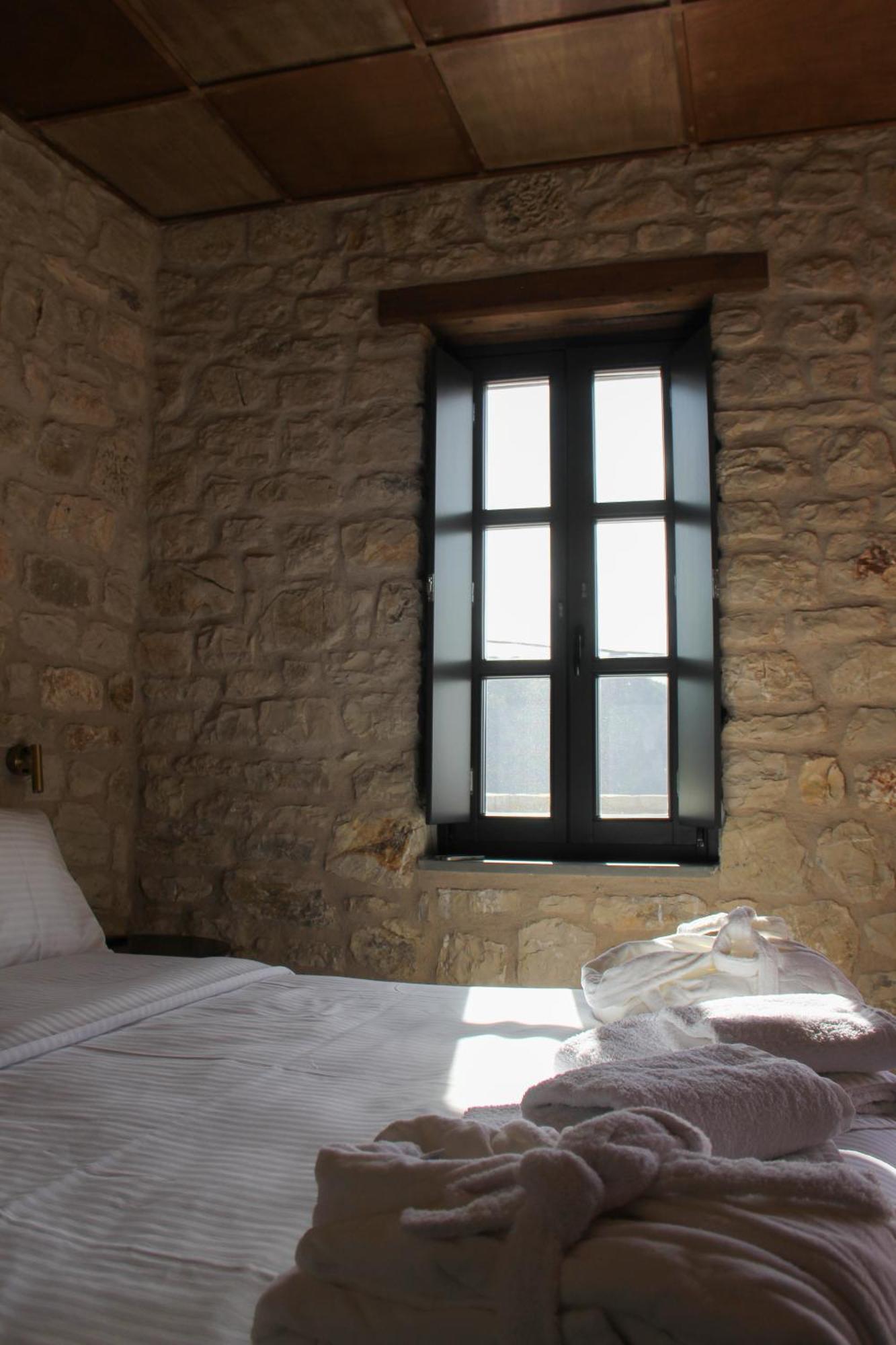 Lithero Suites ستيمنيتسا المظهر الخارجي الصورة