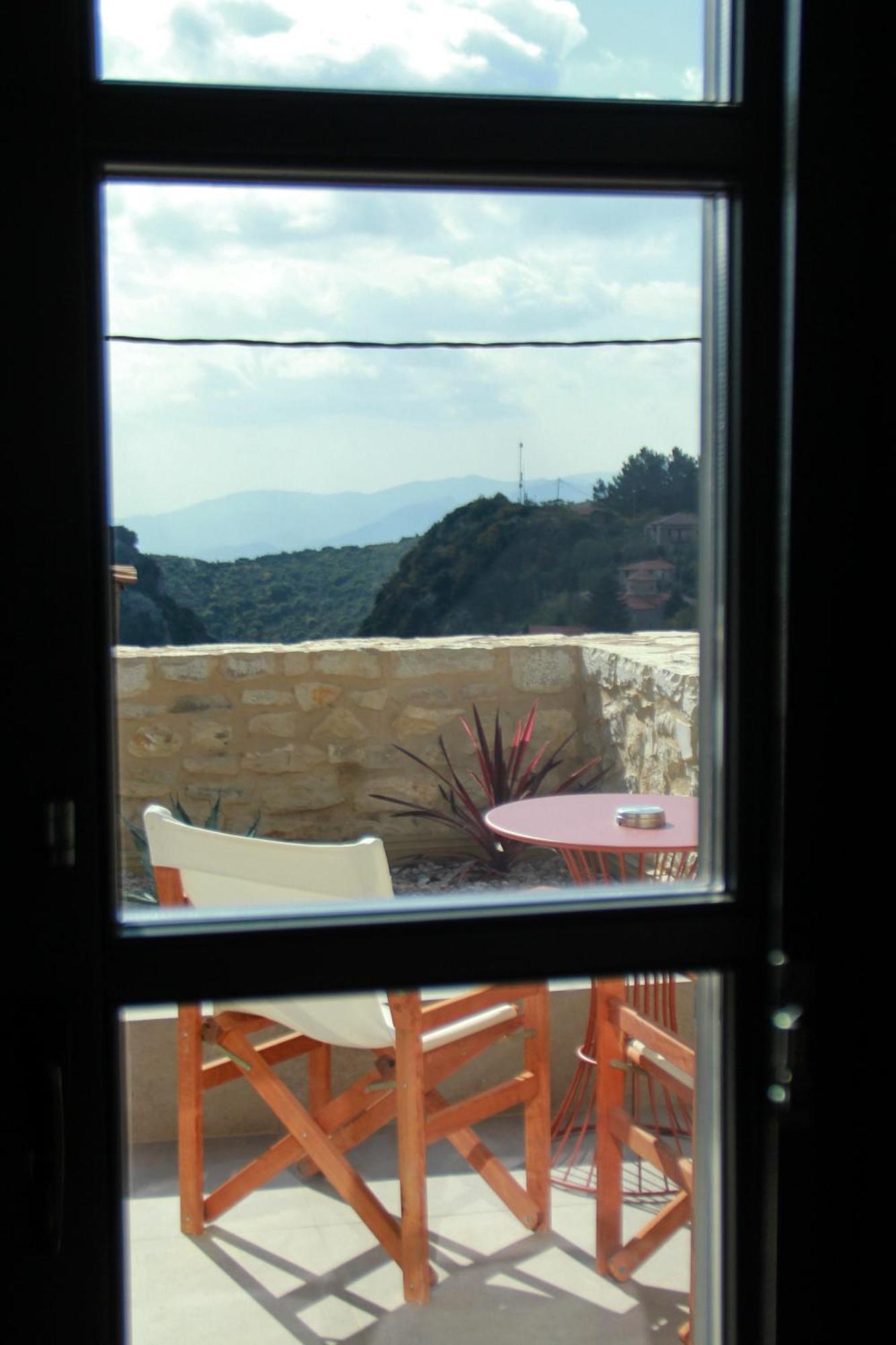 Lithero Suites ستيمنيتسا المظهر الخارجي الصورة